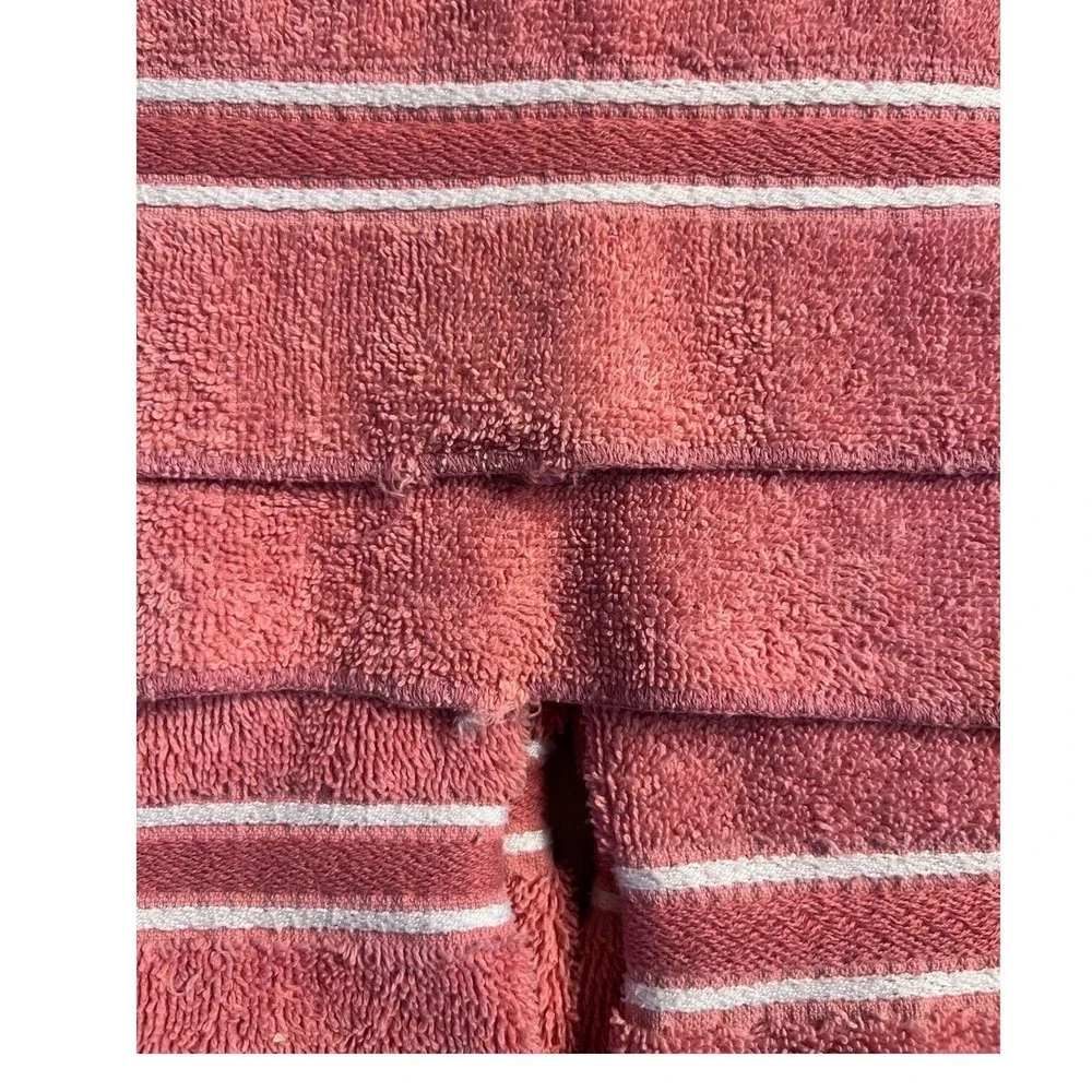 Vintage MCM Utica 2 Pink Salmon Hand Towels & Washcloths White Stripe EUC